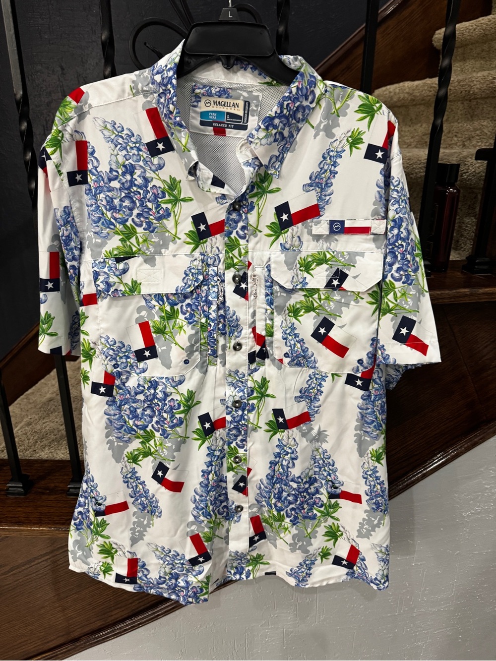 Magellan Outdoors Men’s Bluebonnet & Texas Flag Short-Sleeve Shirt LARGE